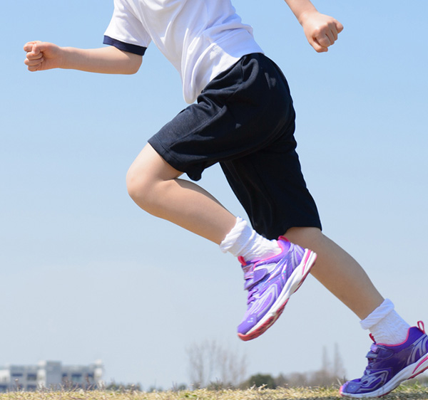 陸上・かけっこ 小学1年生の保護者